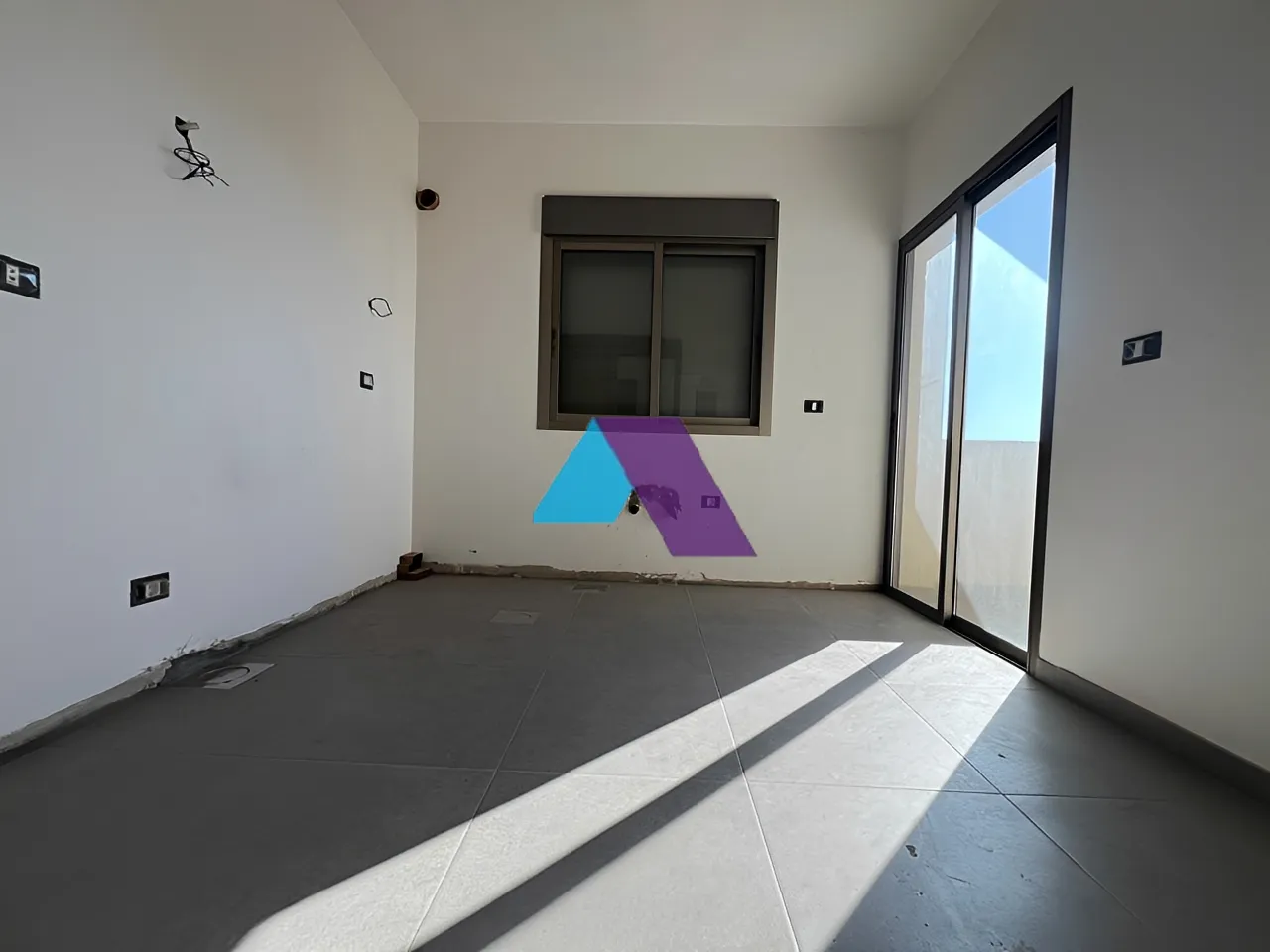 Apartment for Sale in Haret Sakher - 4 bed, 4 bath