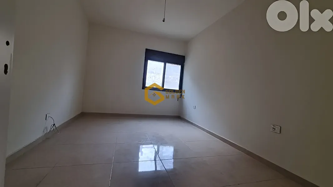 Apartment for Sale in Mazraat Yachoua - 2 bed, 2 bath