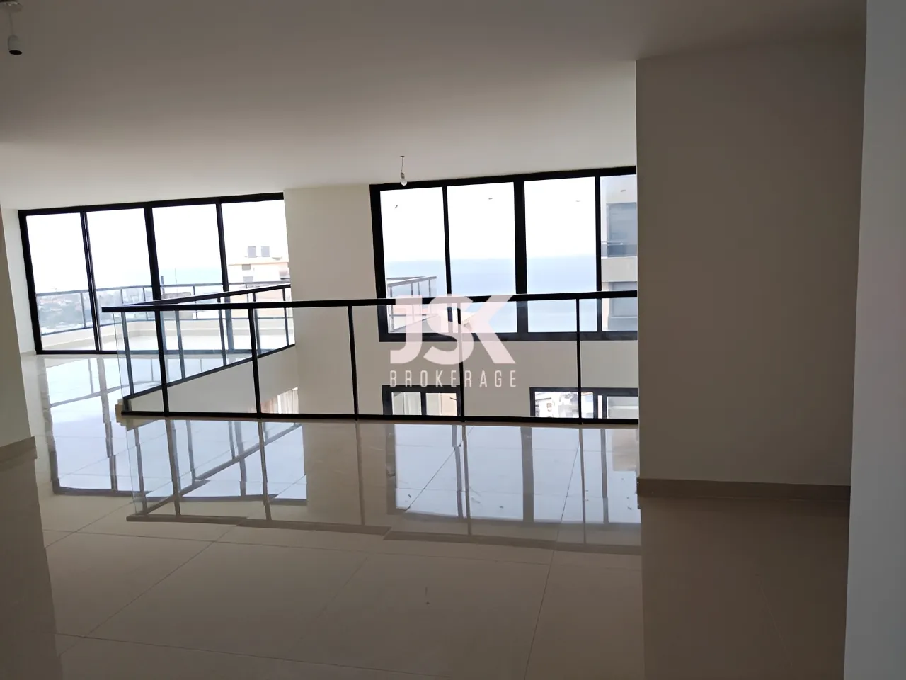 Apartment for Sale in Haret Sakher