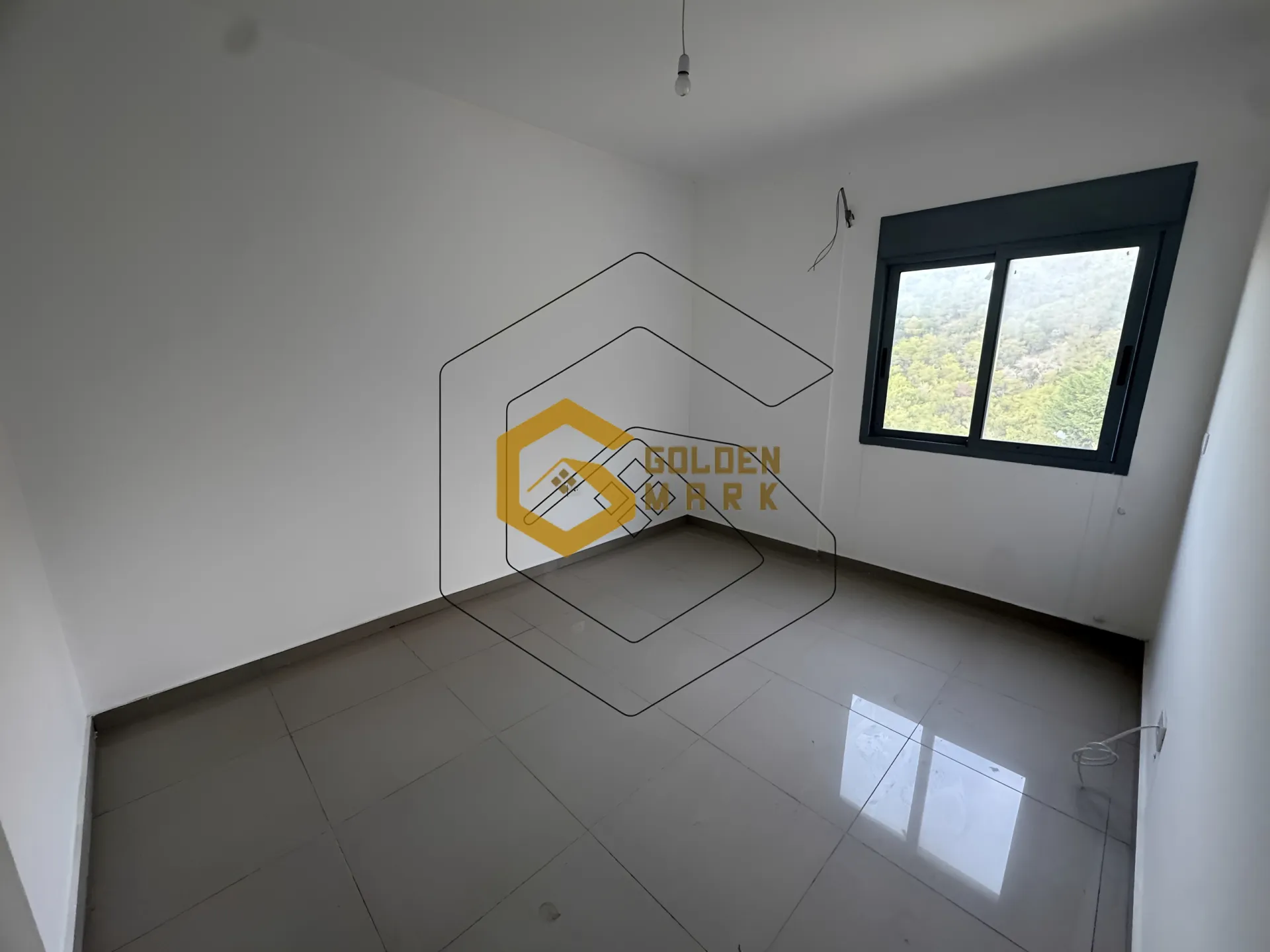 Apartment for Sale in Tilal Ain Saadeh