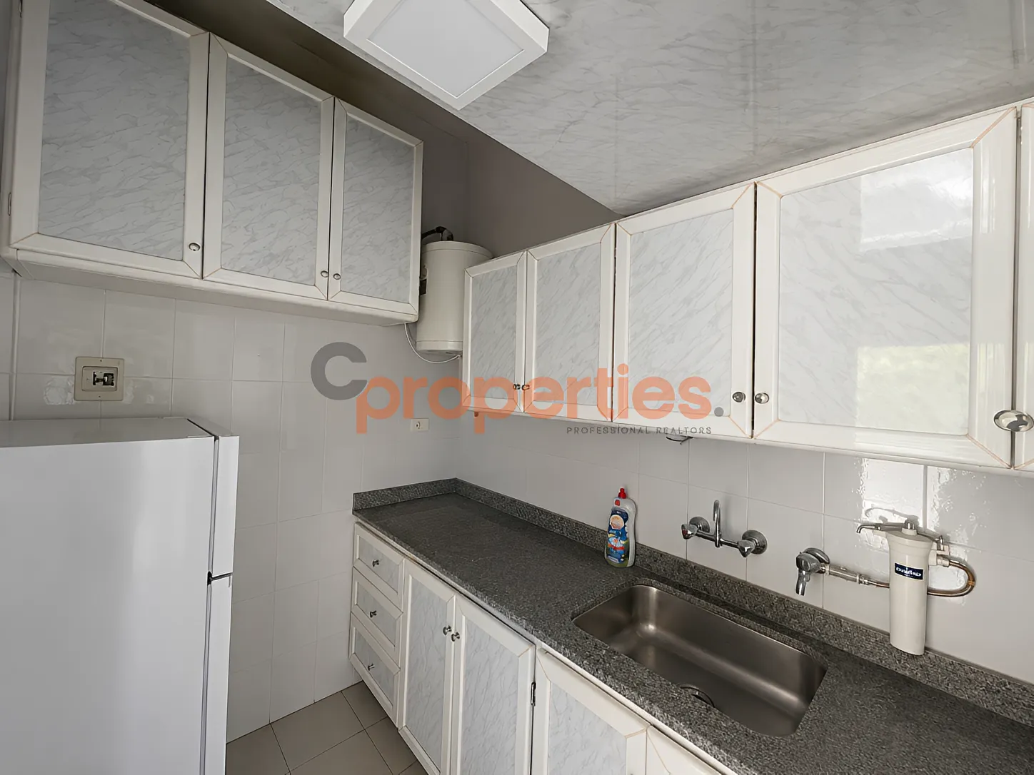 Apartment for Rent in Geitawi - 1 bed, 1 bath