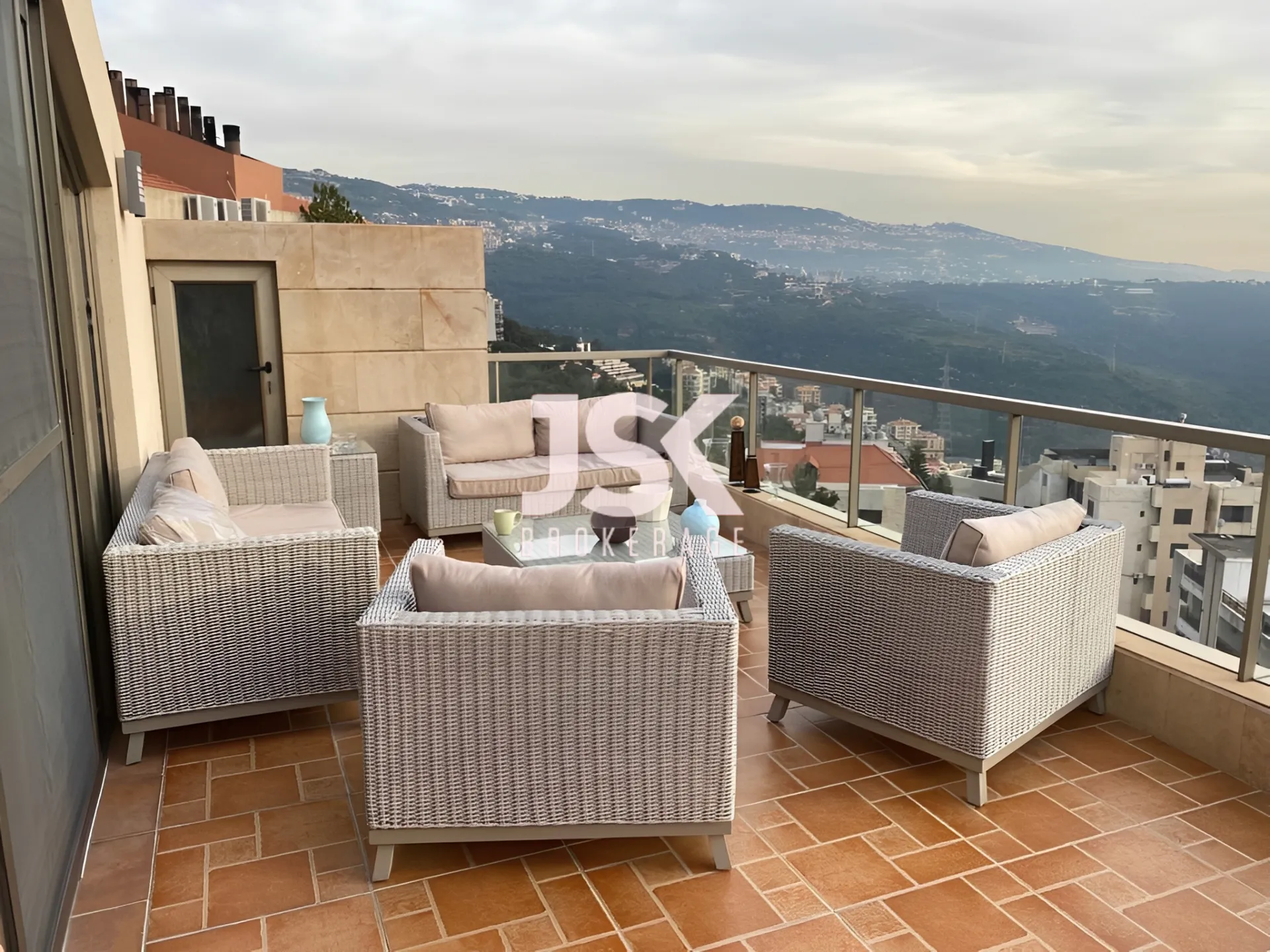 Duplex for Rent in Montiverdi
