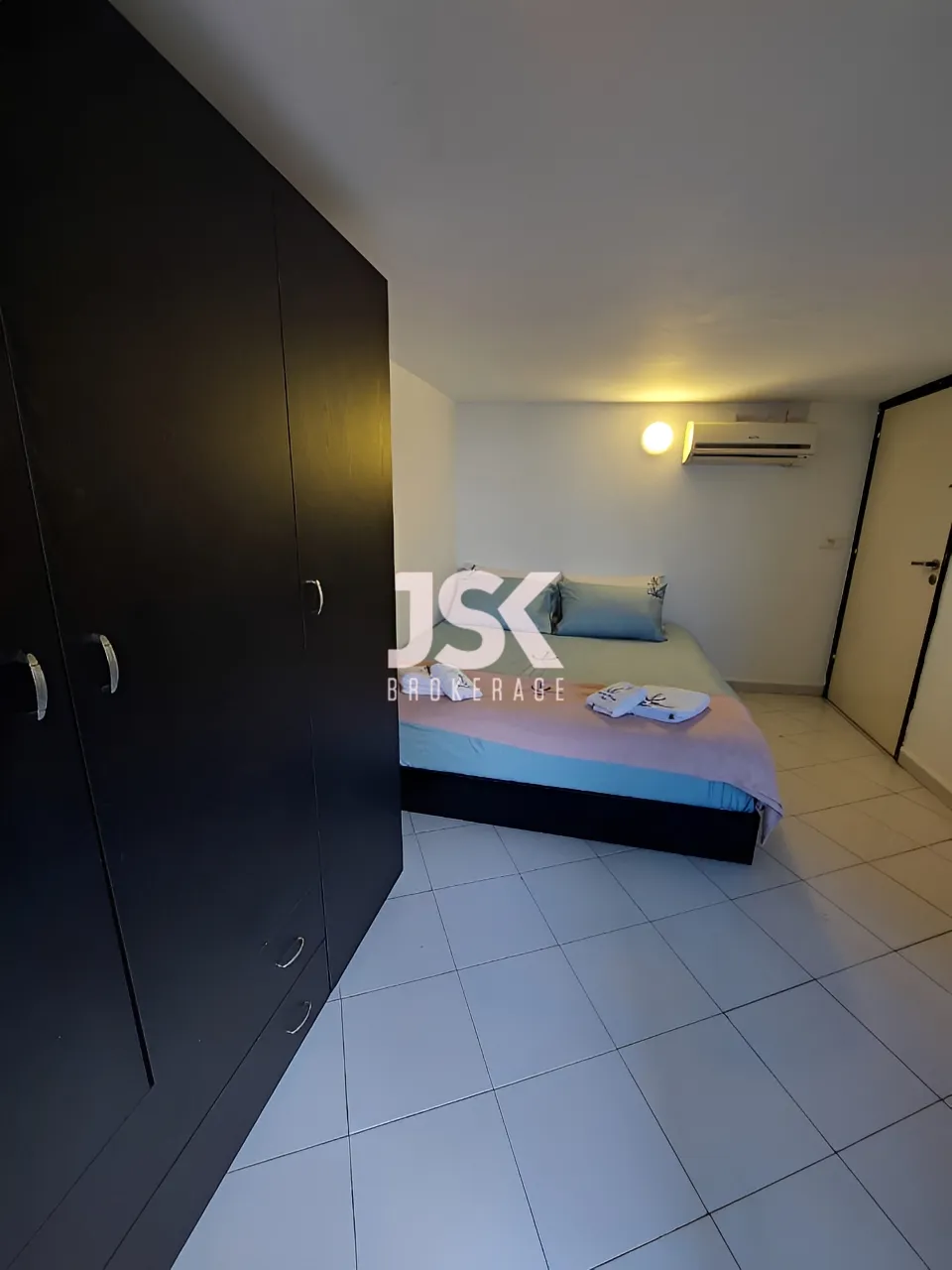 Chalet for sale in Halat