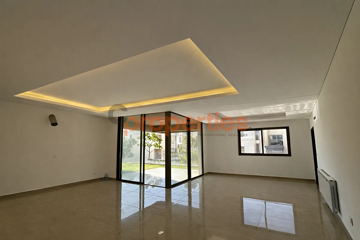 Apartment for Sale in Aamchit - 4 bed, 4 bath