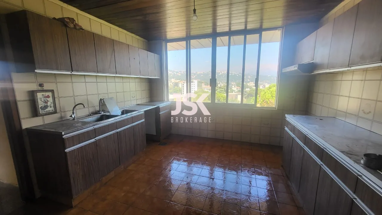 Apartment for Sale in Ajaltoun