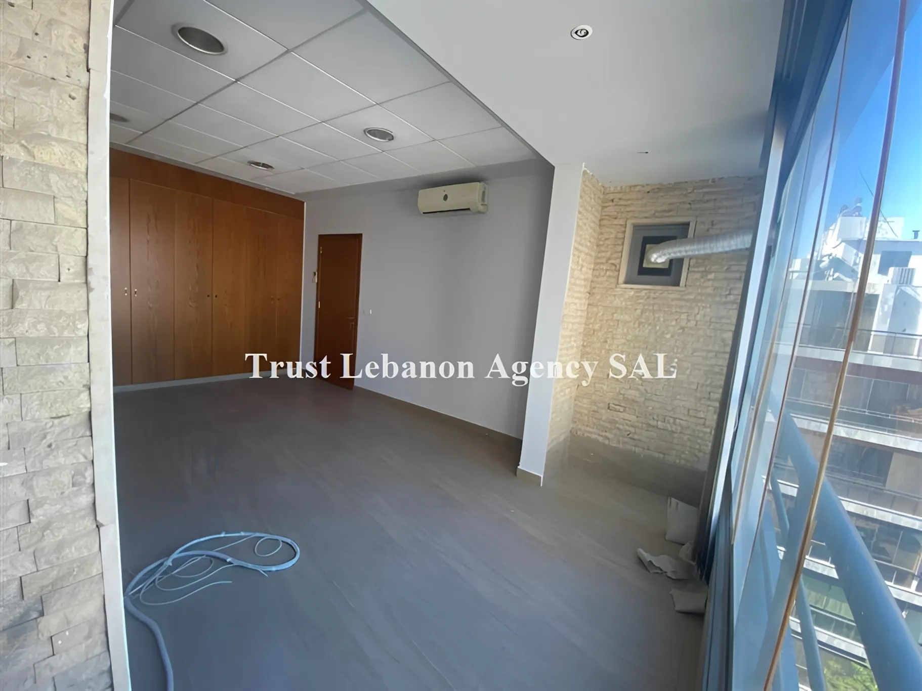 Office for rent in Beirut, Badaro