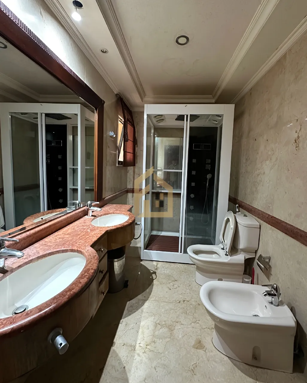 Apartment for rent in Manara