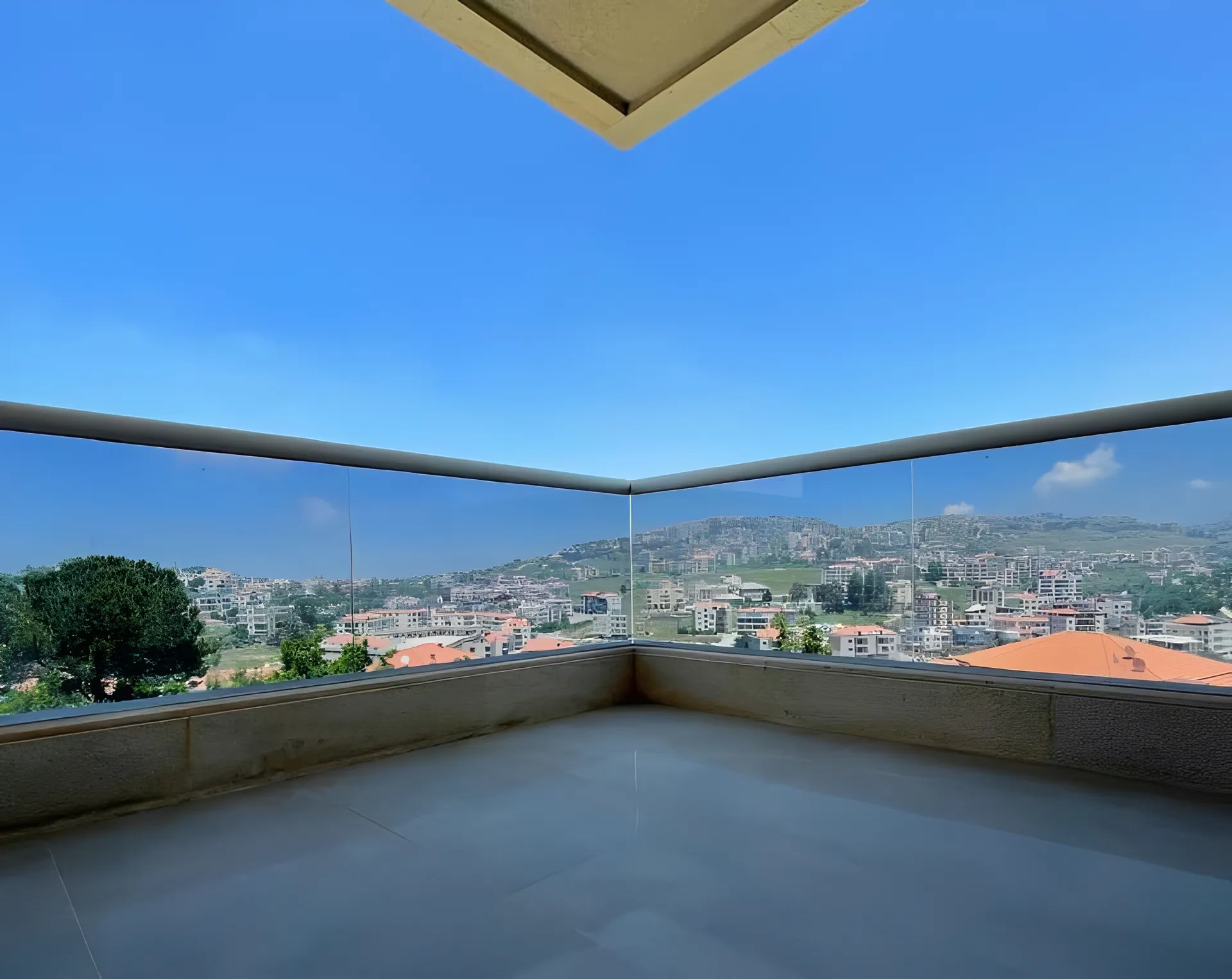 Apartment for Sale in Aley