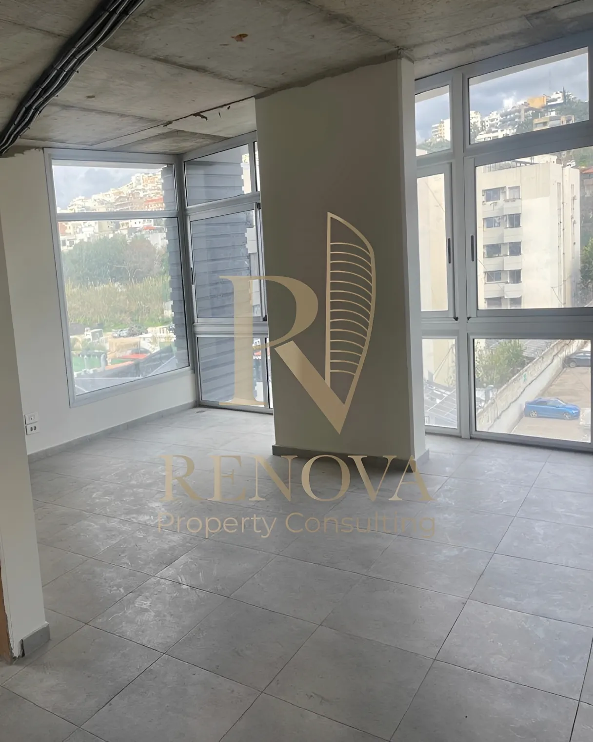 Office for rent in Dbayeh, Lebanon