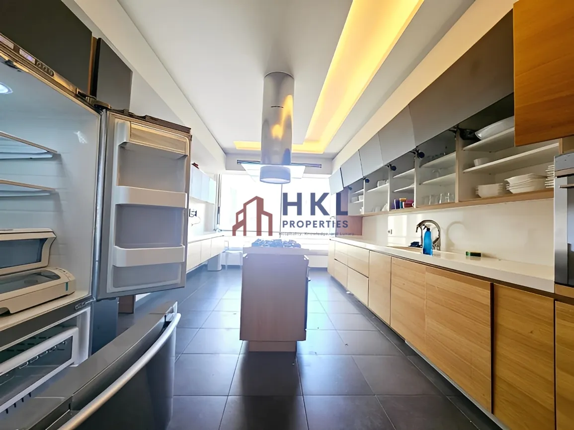 Apartment for Rent in Achrafieh, Beirut, Lebanon - 3 bed, 4 bath