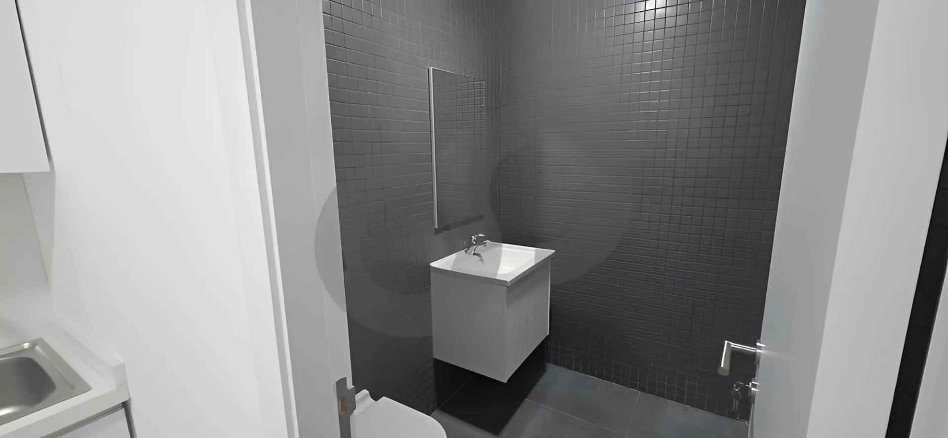 Commercial Property for Rent in Kousba