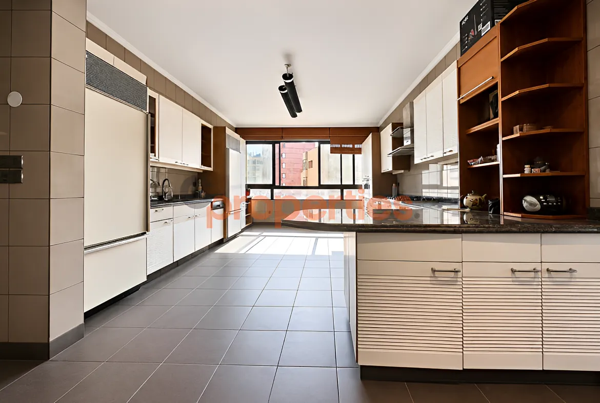 Apartment for Rent in Ramlet El Baida