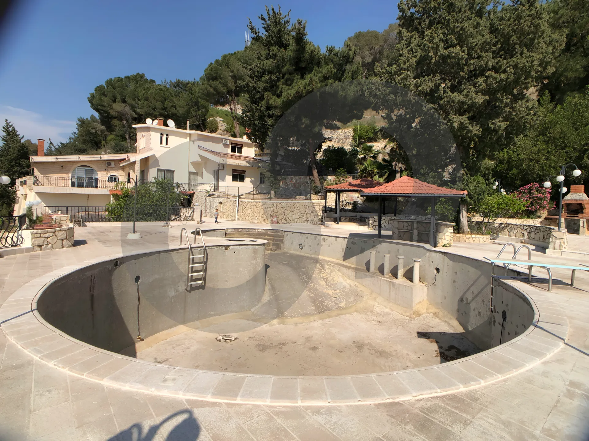 Villa for Sale in Zgharta