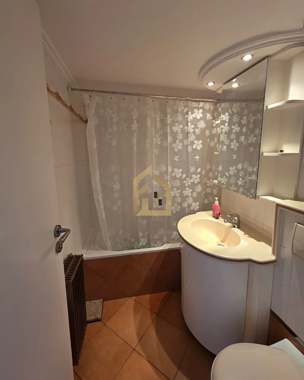 Apartment for rent in Achrafieh, Beirut, Lebanon