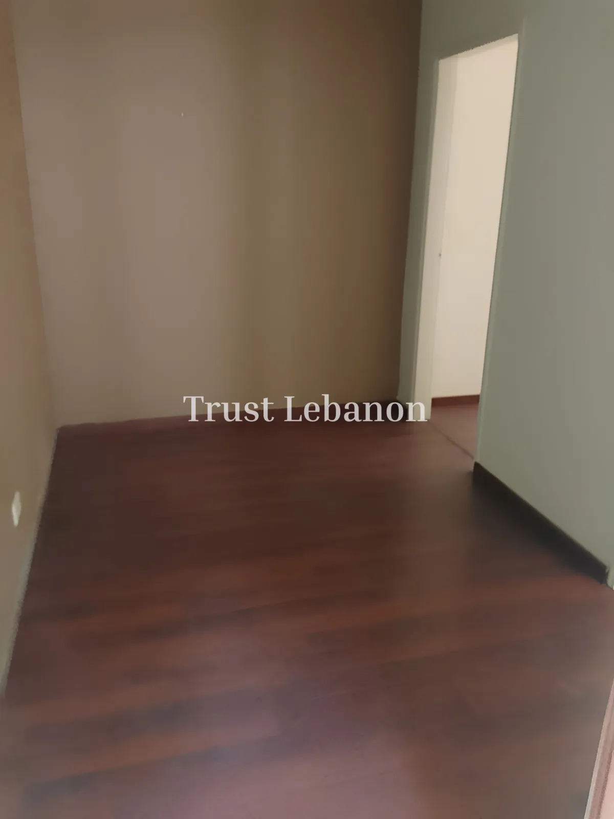 Office for sale in Jdeideh