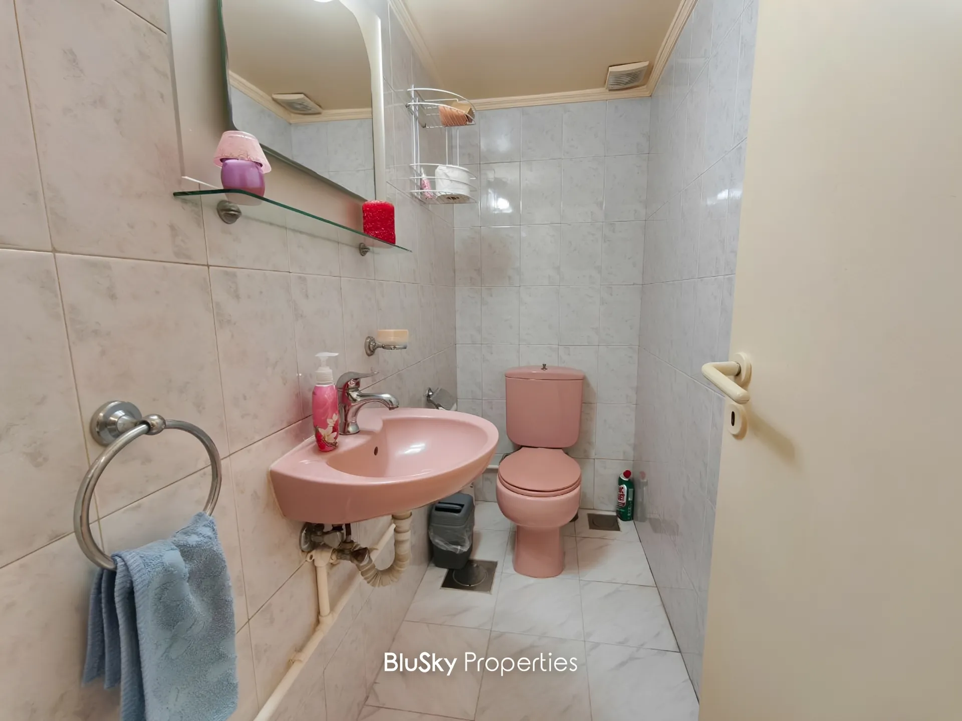 Apartment for sale in Sabtiyeh, lebanon