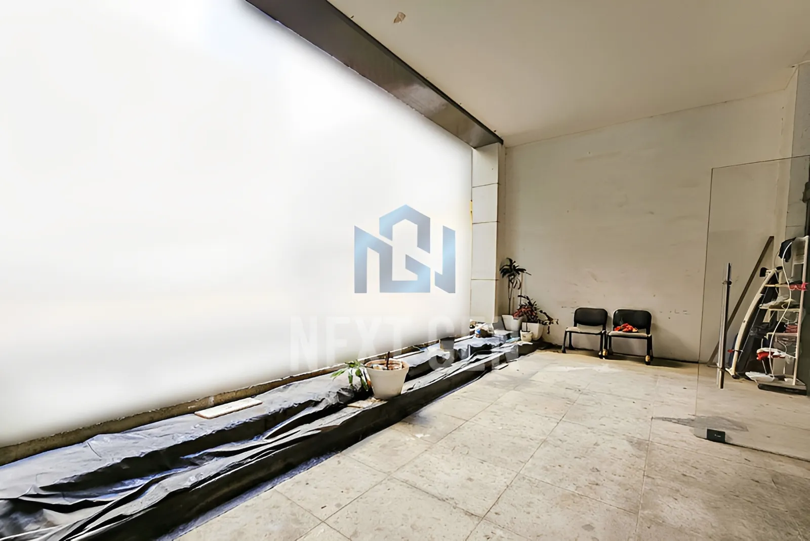 Shop for Rent in Downtown