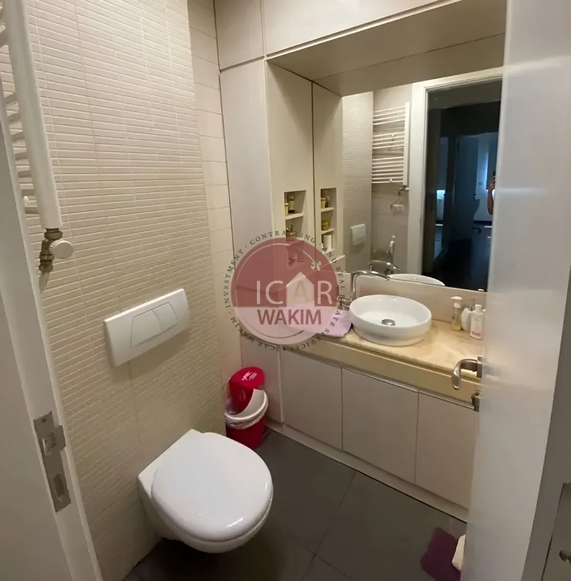 Apartment for sale in Ras Al Naba'a, Beirut, Lebanon