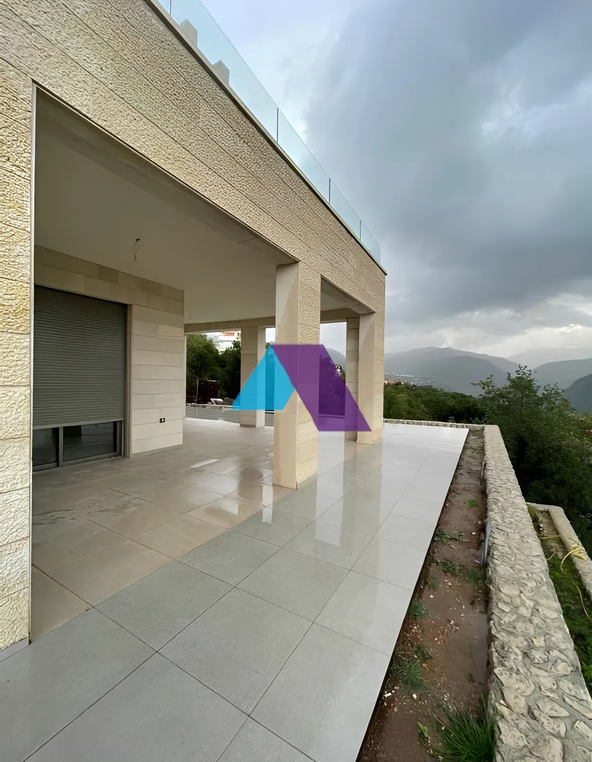 Villa for Sale in Ajaltoun - 4 bed, 5 bath