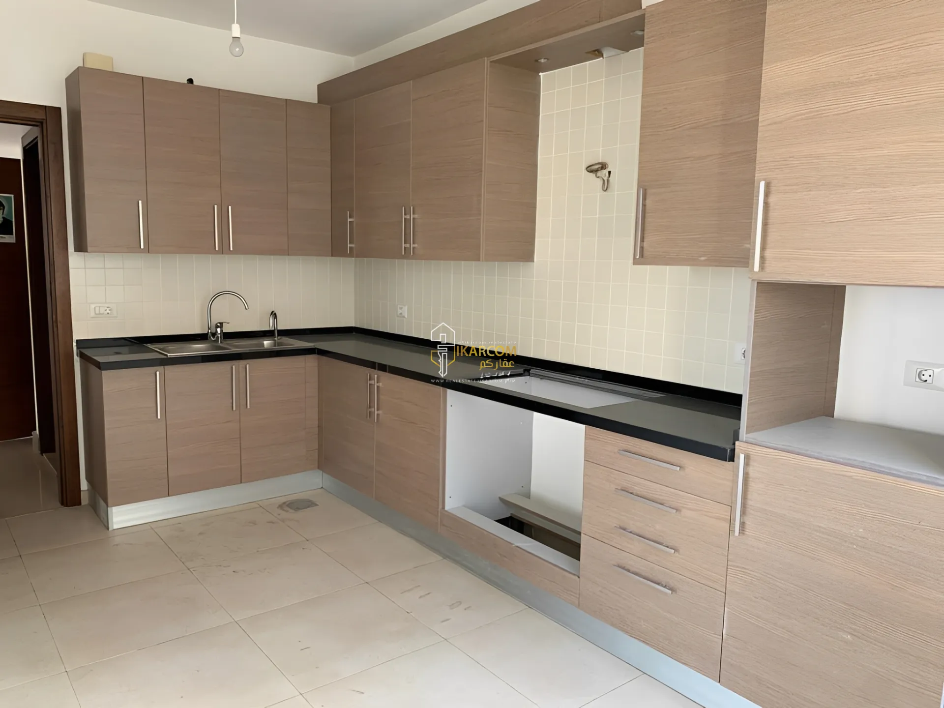 Apartment for Sale in Sassine - 3 bed, 4 bath