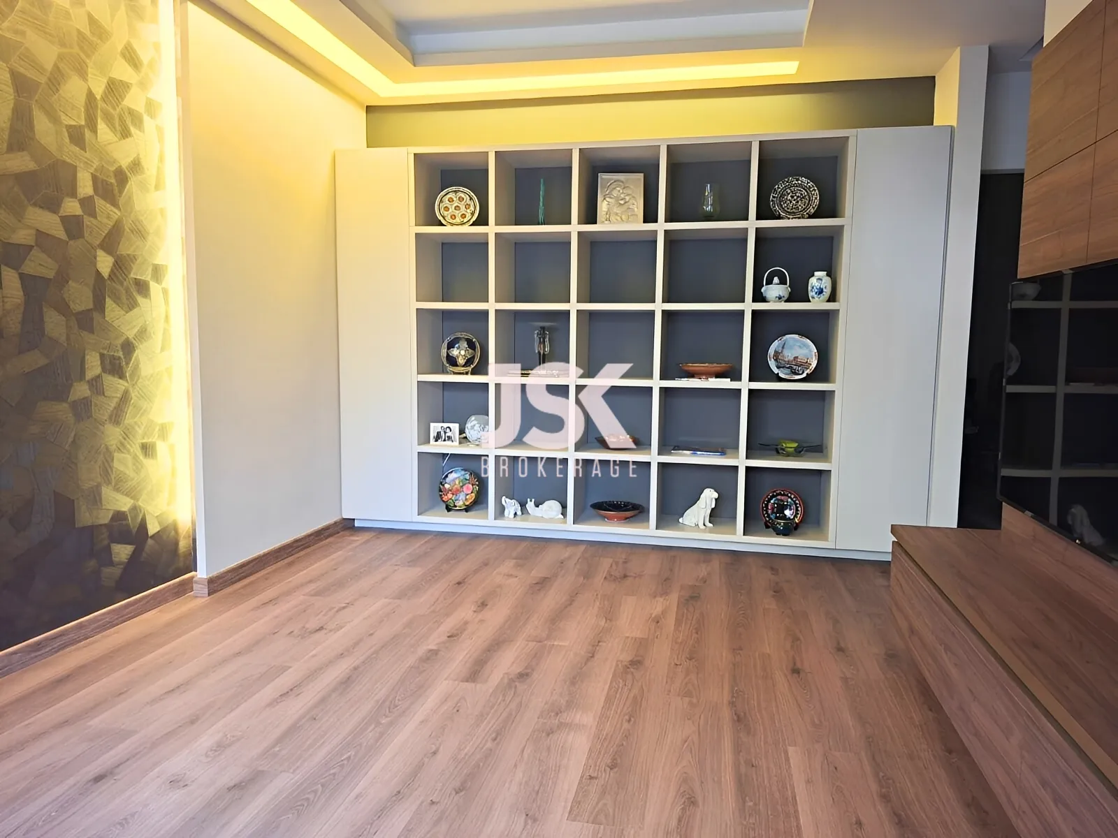 Apartment for Sale in Msaytbeh
