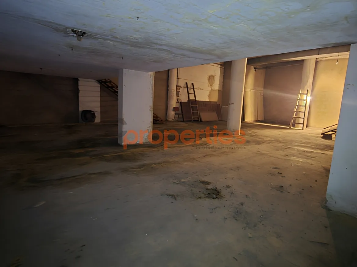 Shop for Sale in Forn El Chebbak