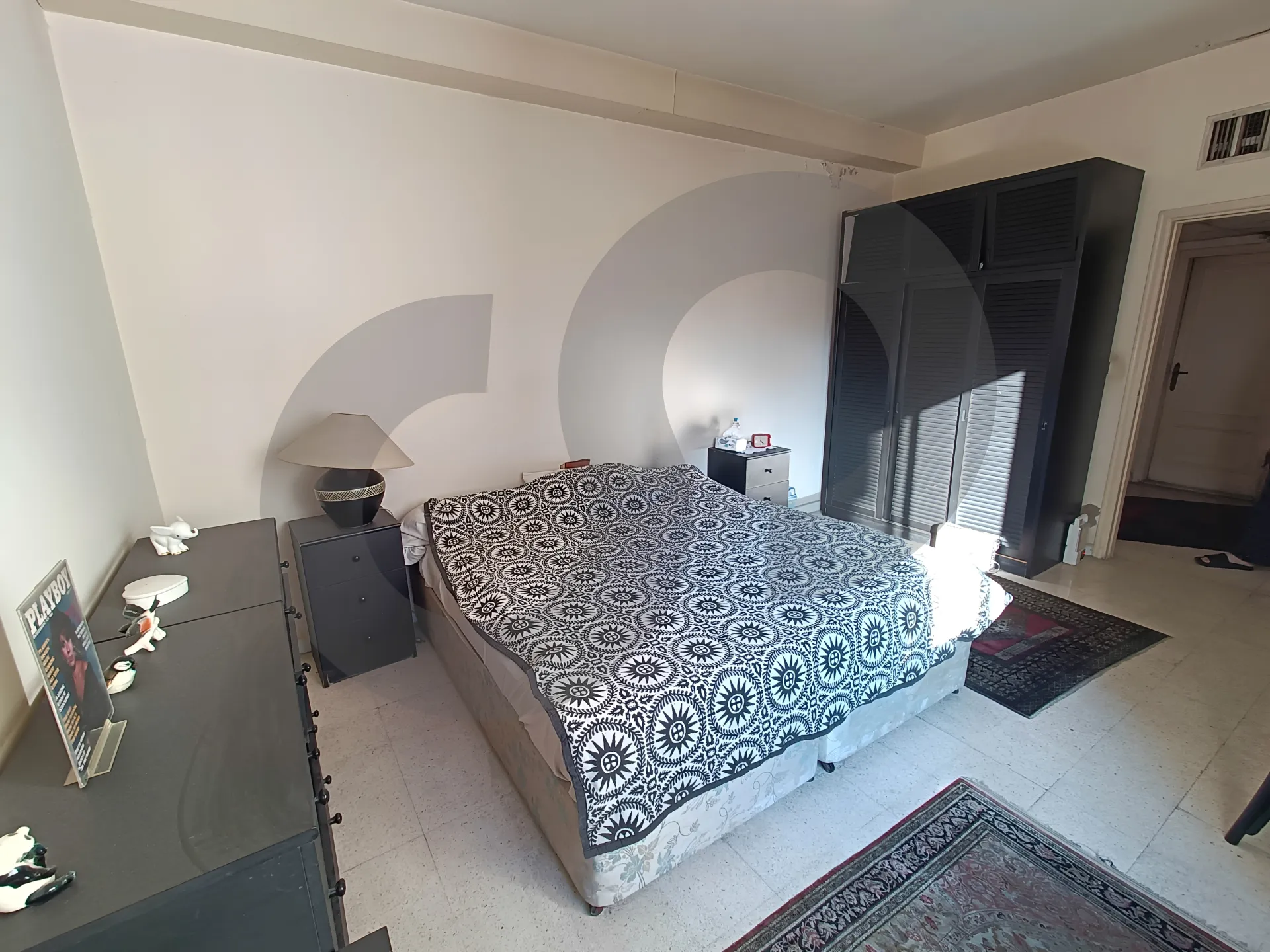 Apartment for Sale in Mar Elias - 3 bed, 4 bath