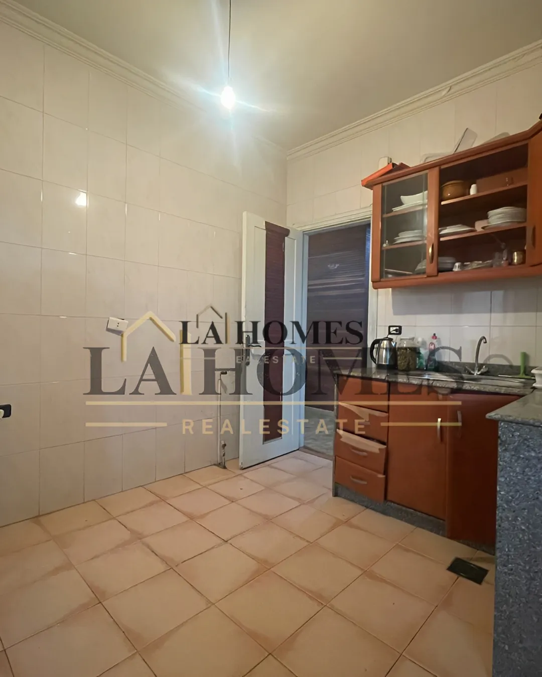 Apartment for sale in Ballouneh