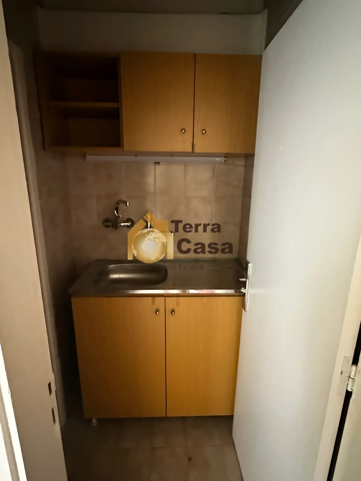 Commercial for rent in Kaslik