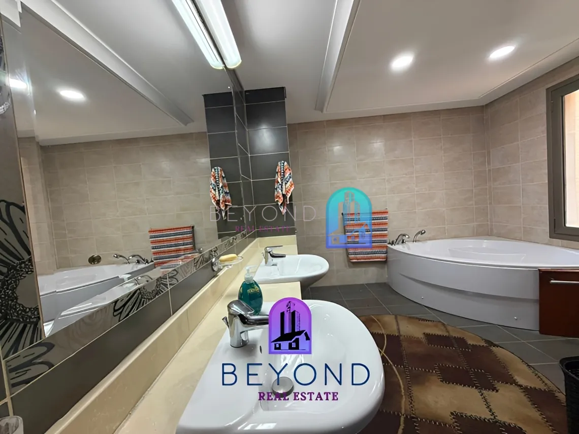 Apartment for sale in Ain Al Mraiseh, Beirut, Lebanon