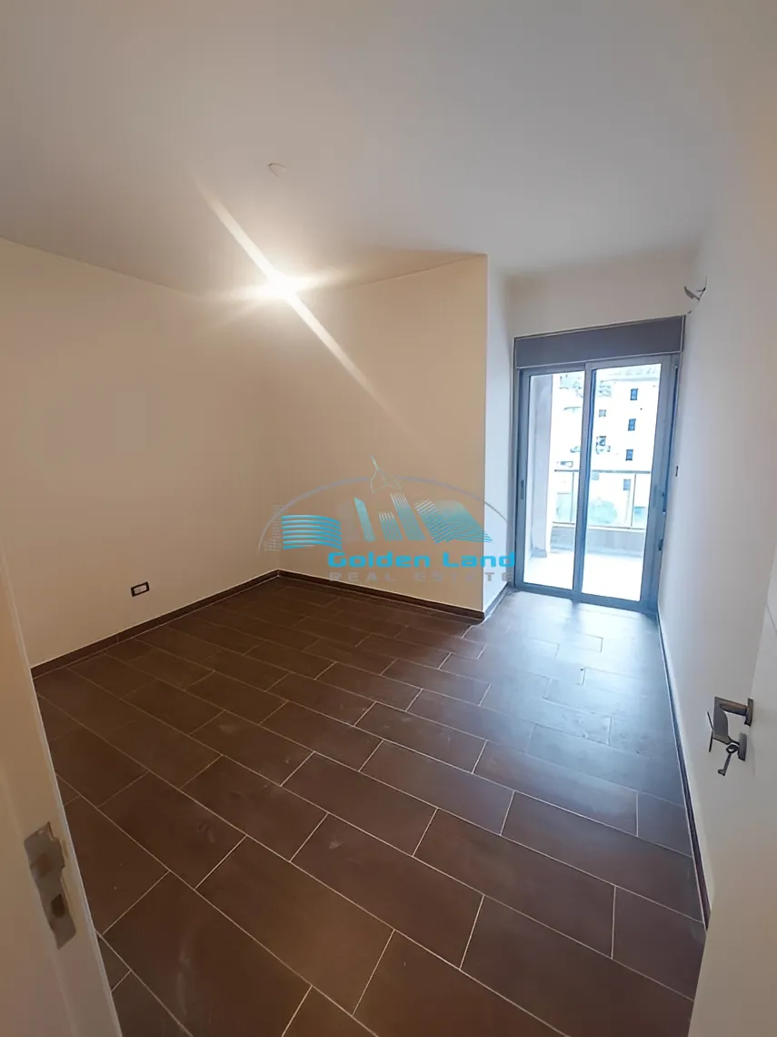 Apartment for Sale in Zikrit, Lebanon