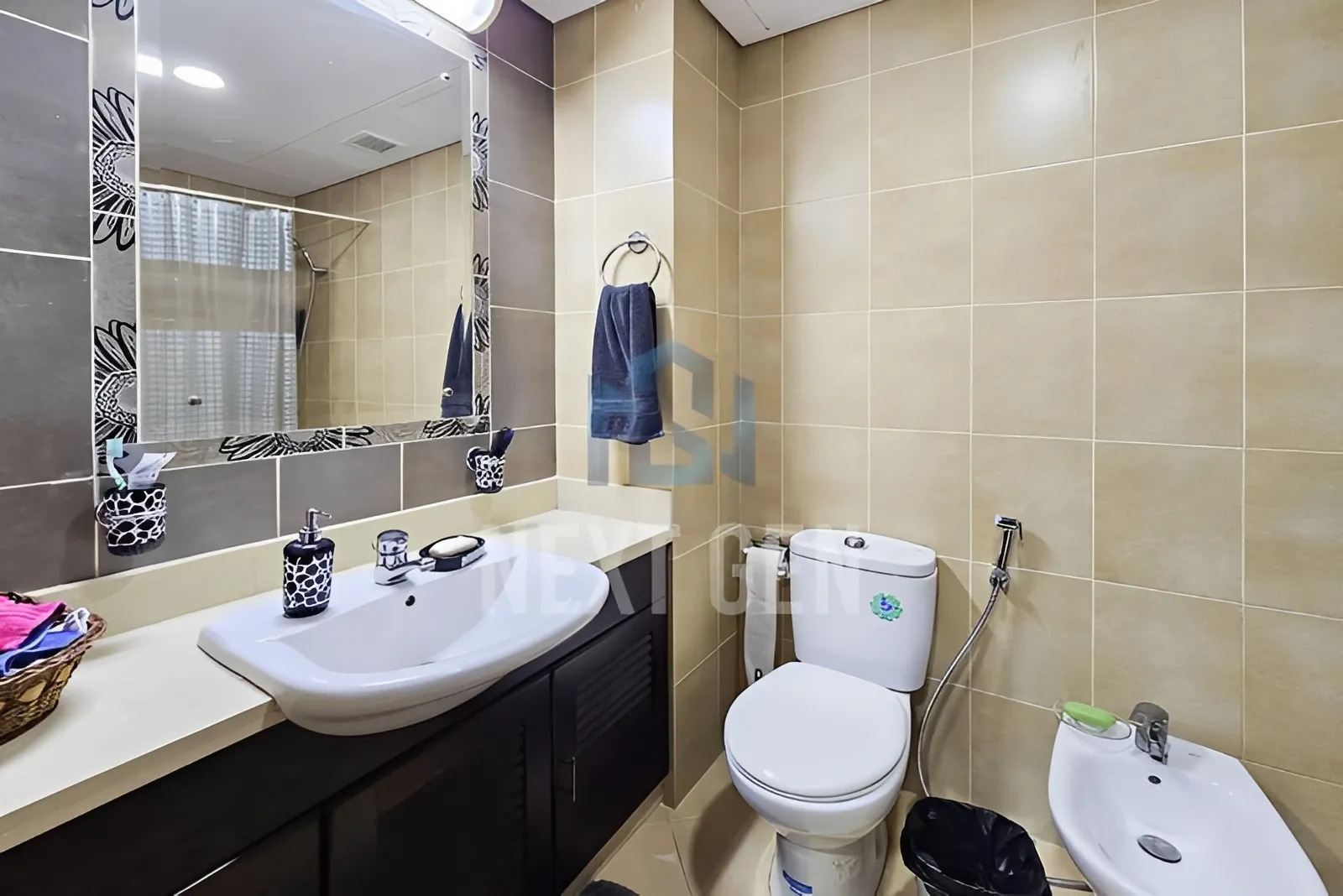 Apartment for Sale in Ain Al Mraiseh