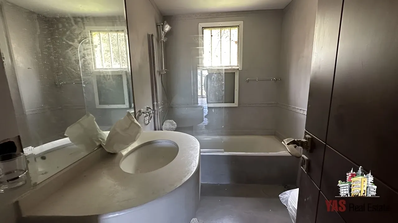 Apartment for Sale in Jeita - 3 bed, 5 bath