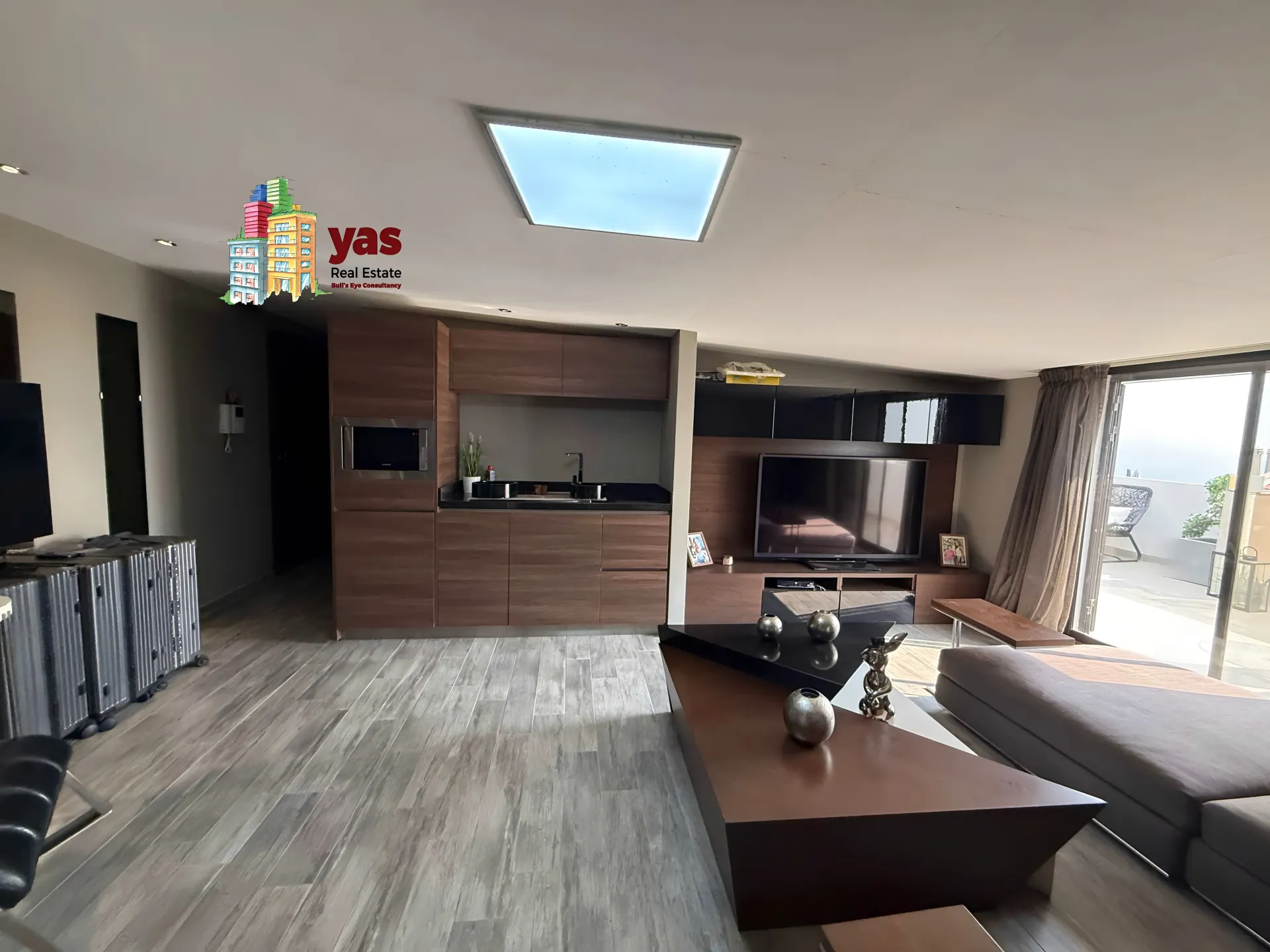 Apartment for Sale in Ballouneh