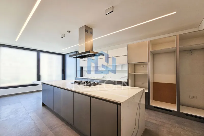 Apartment for Sale in Ain Al Mraiseh