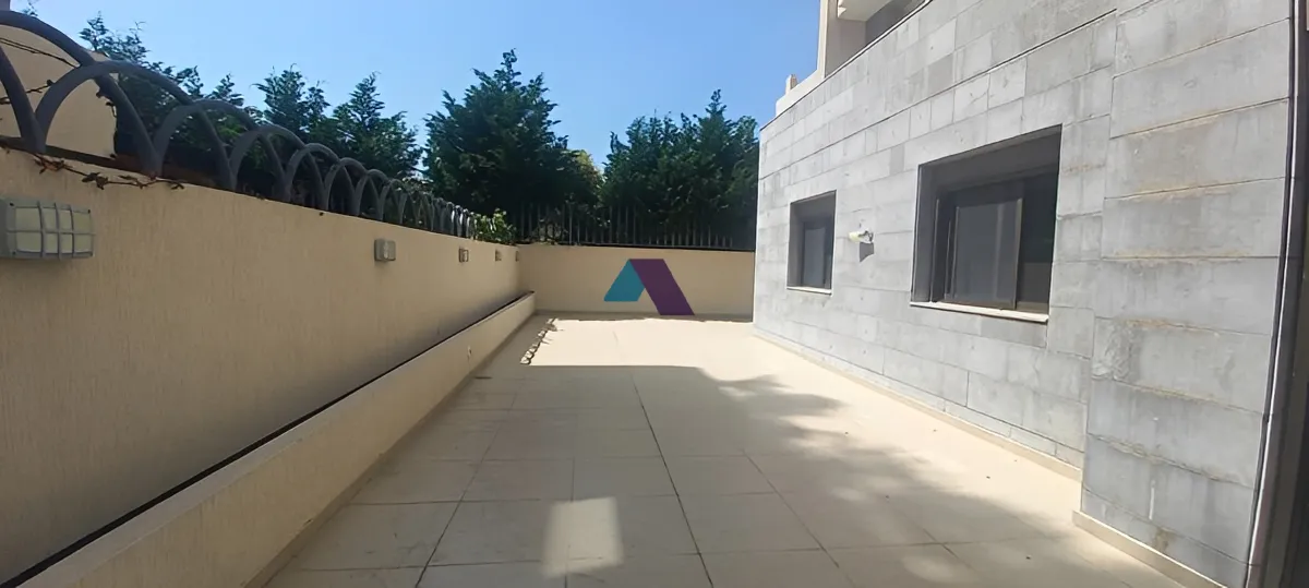 Apartment for Sale in Adma w Dafnah - 3 bed, 3 bath
