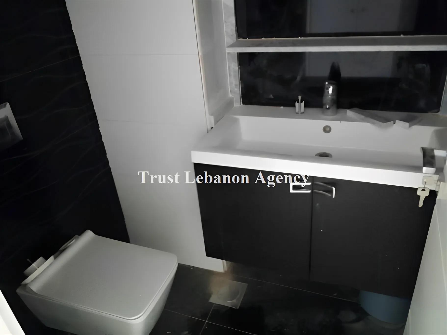 Apartment for Sale in Baabda, Chiyah - 3 bed, 3 bath