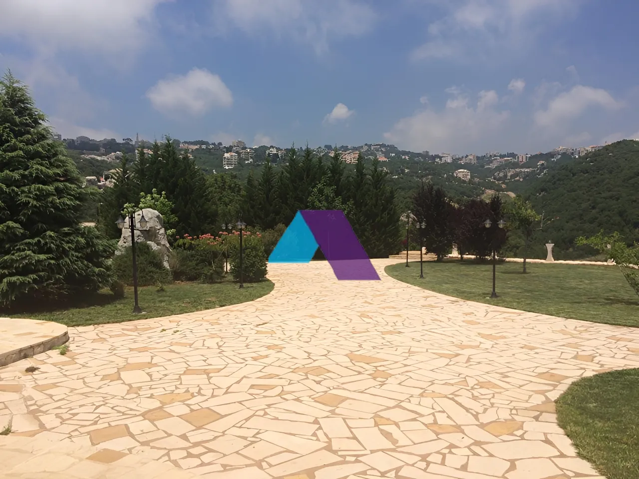 Villa for Sale in Ajaltoun - 5 bed, 6 bath