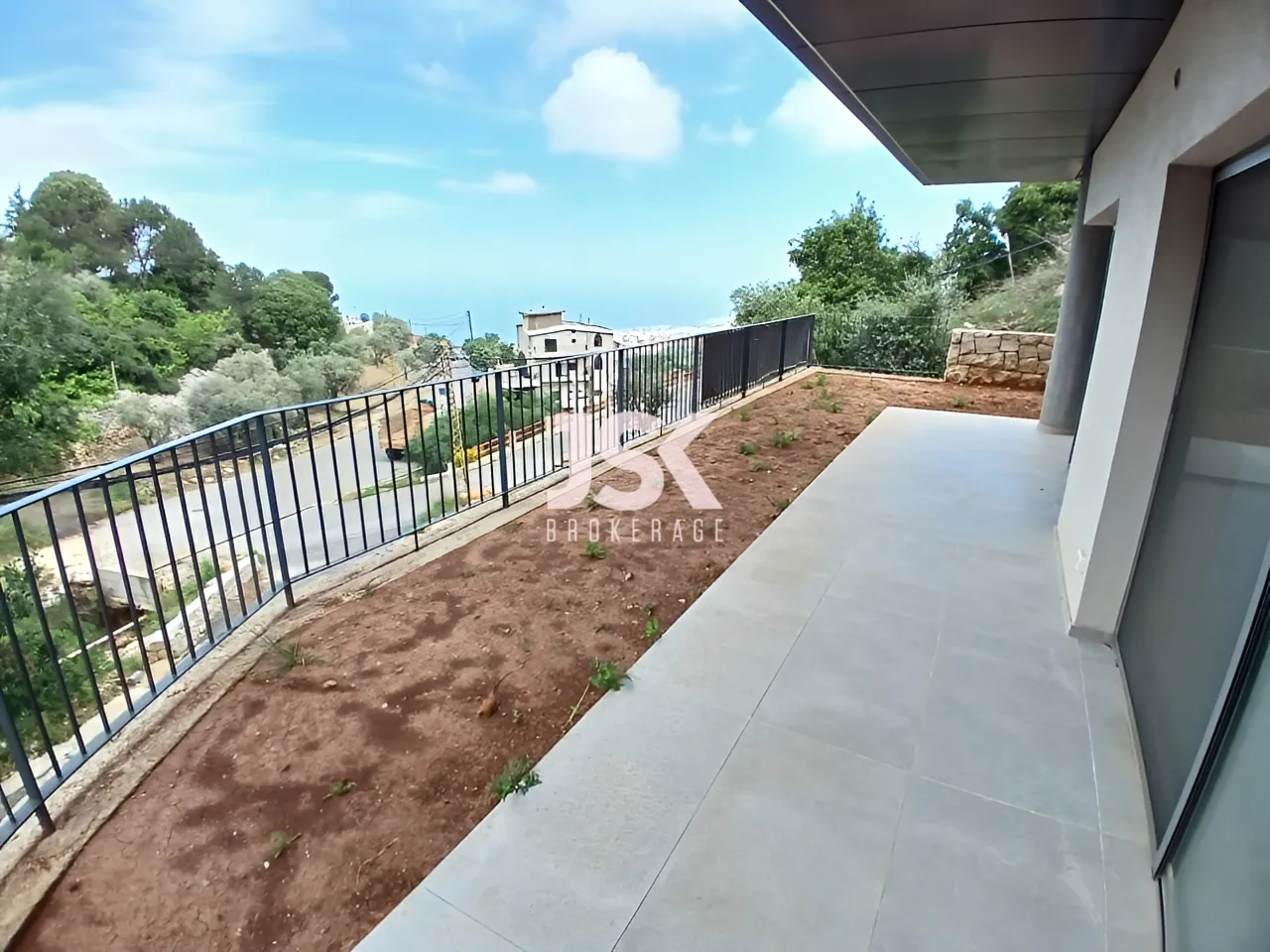 Apartment for Sale in Roumieh