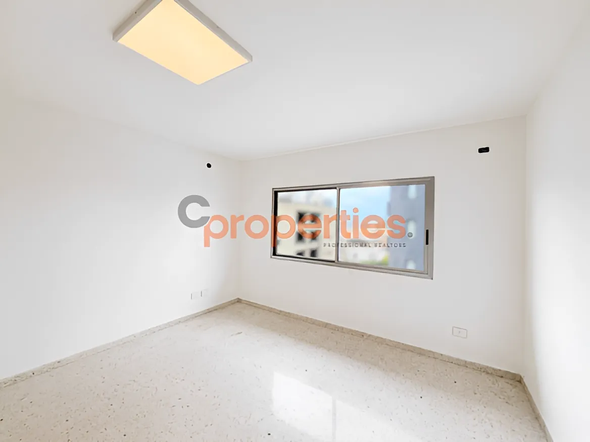 Office for Rent in Jdeideh