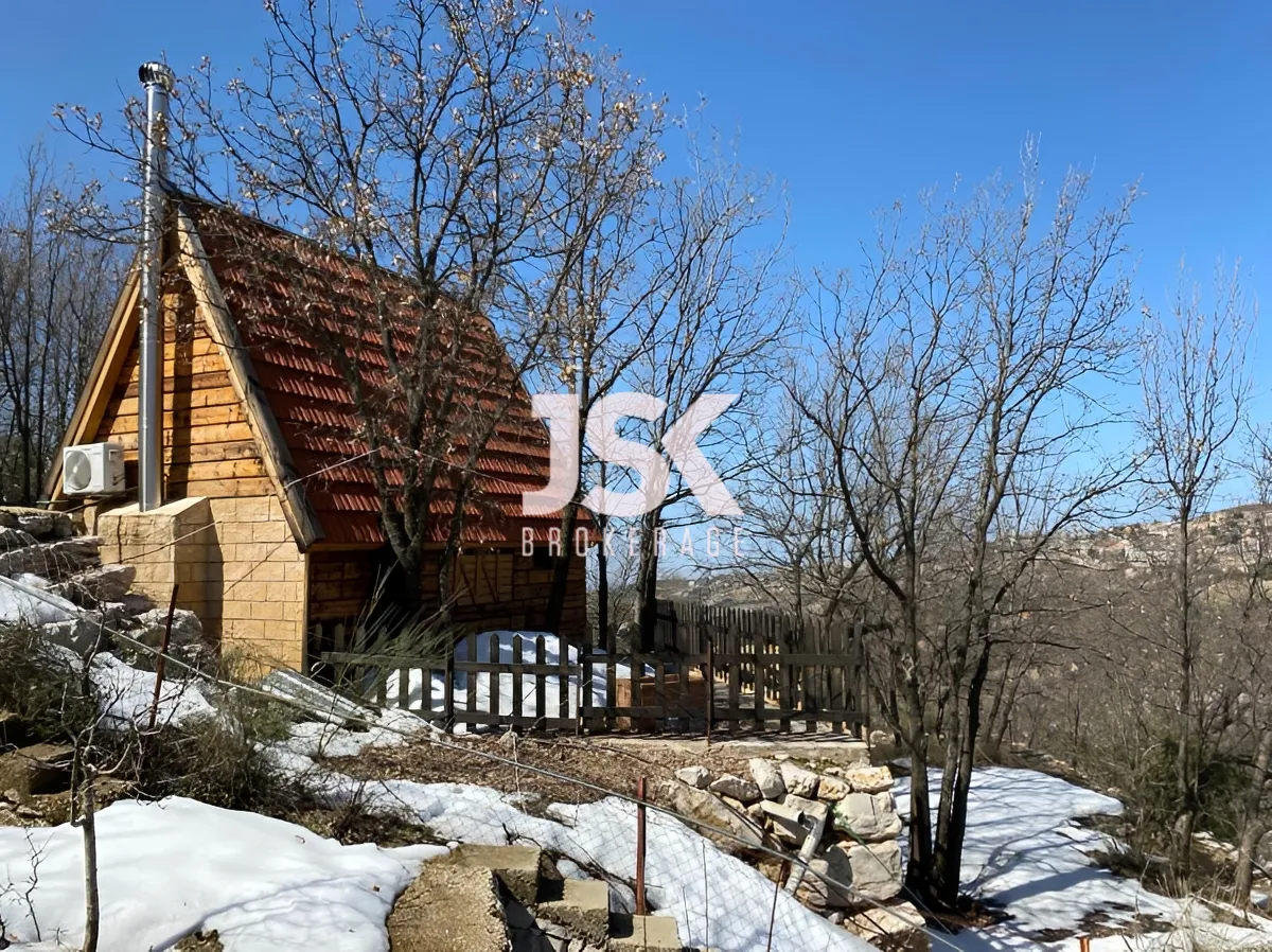 Land for Sale in Kfardebian, Lebanon