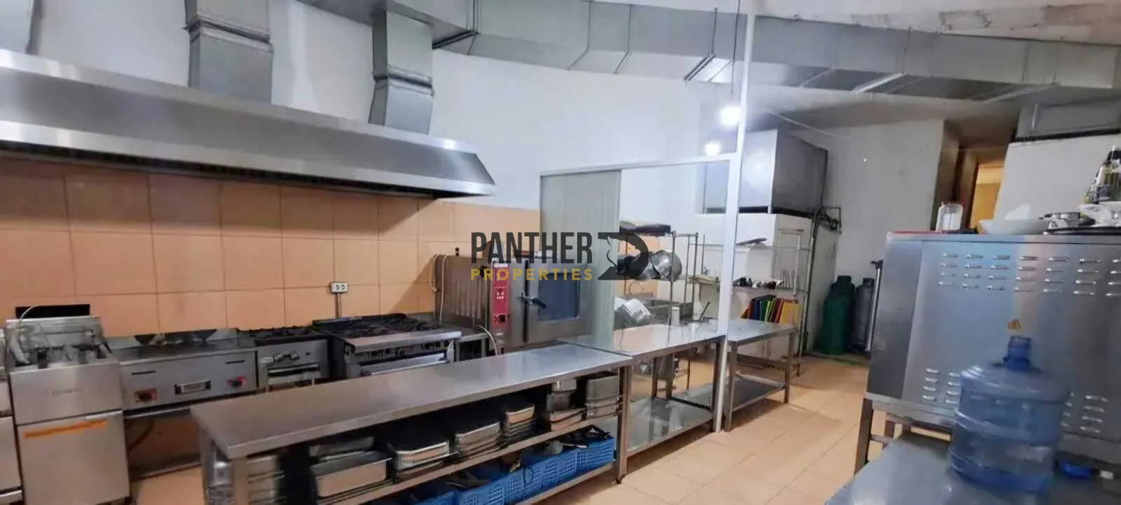 Industrial Unit for sale in Mansouriyeh