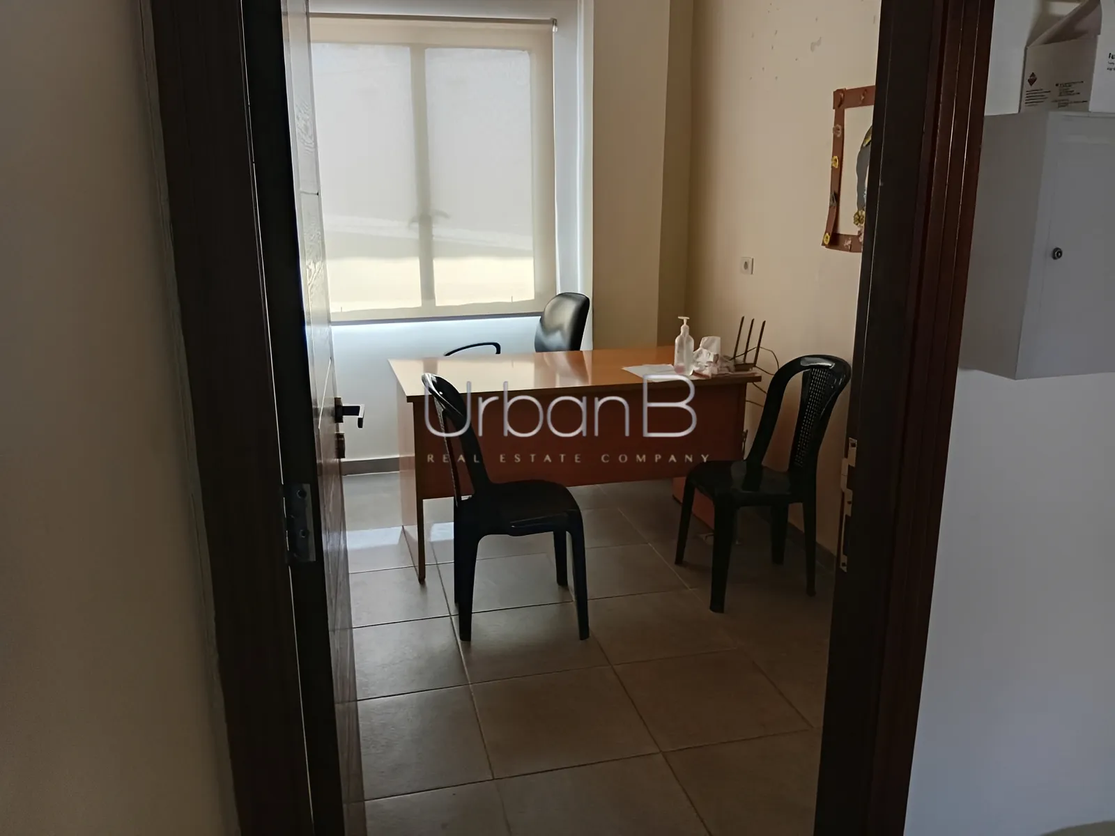 Office for rent in Baouchriyeh