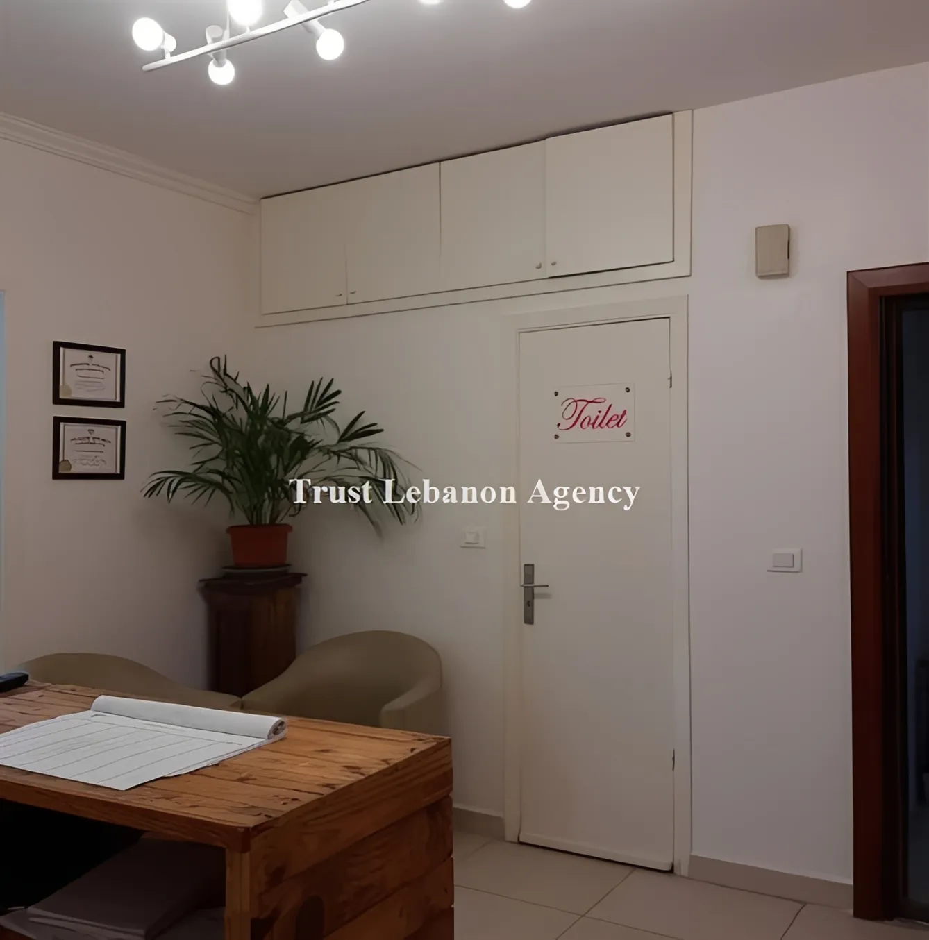 Commercial Property For Rent in Beirut, Badaro