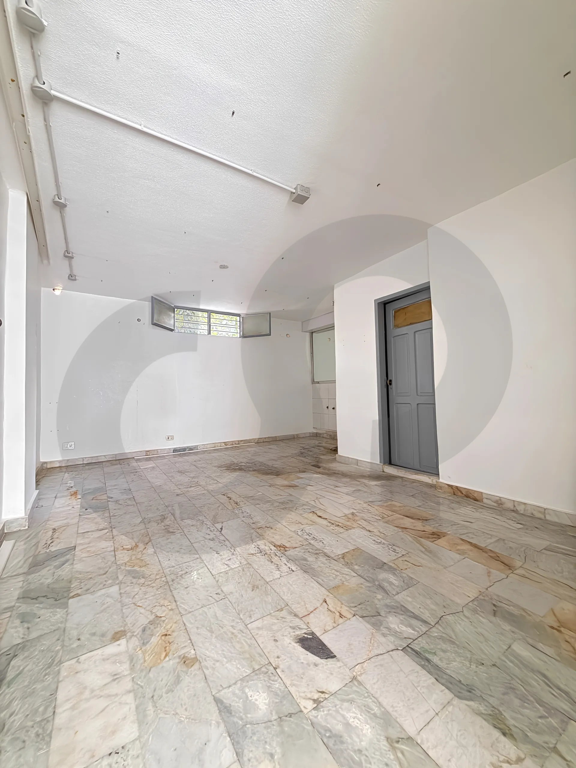 Shop for Rent in Zalqa