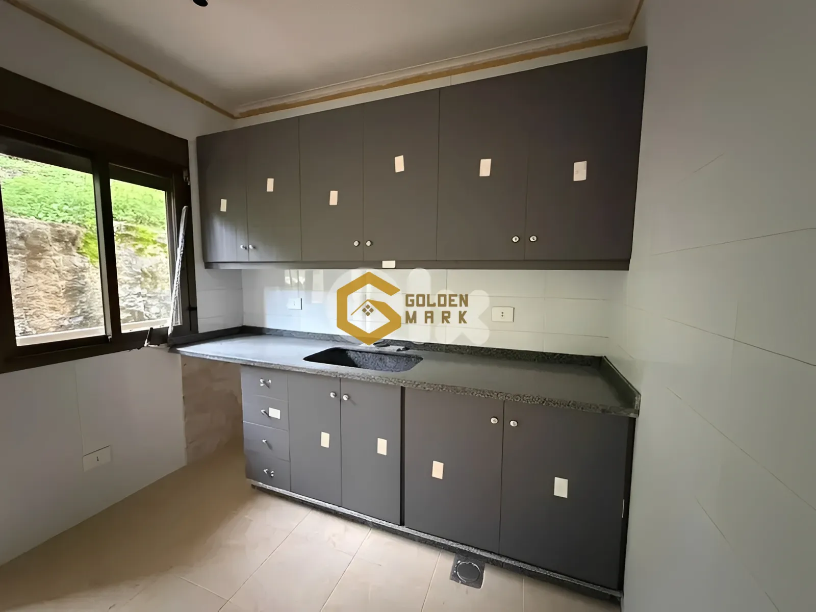 Apartment for Sale in 4M33+G7V, Blat