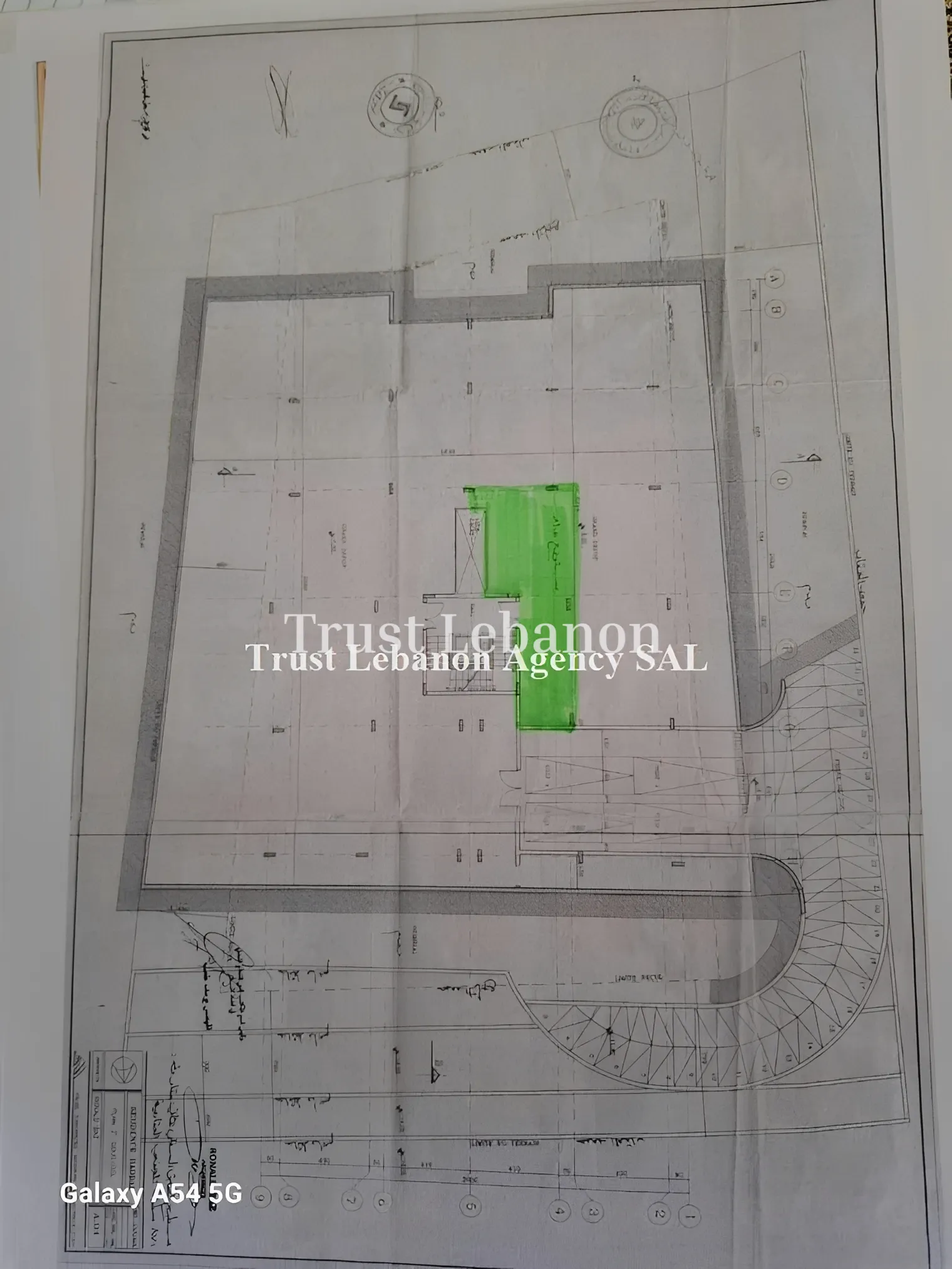 Warehouse for rent in Bsalim