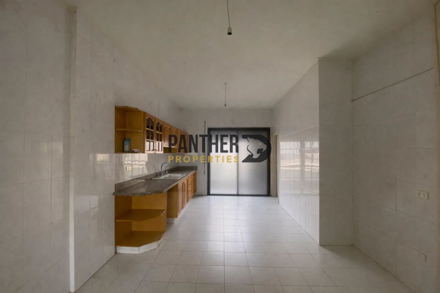Apartment for sale in Sin el fil - 3 bed, 4.0 bath