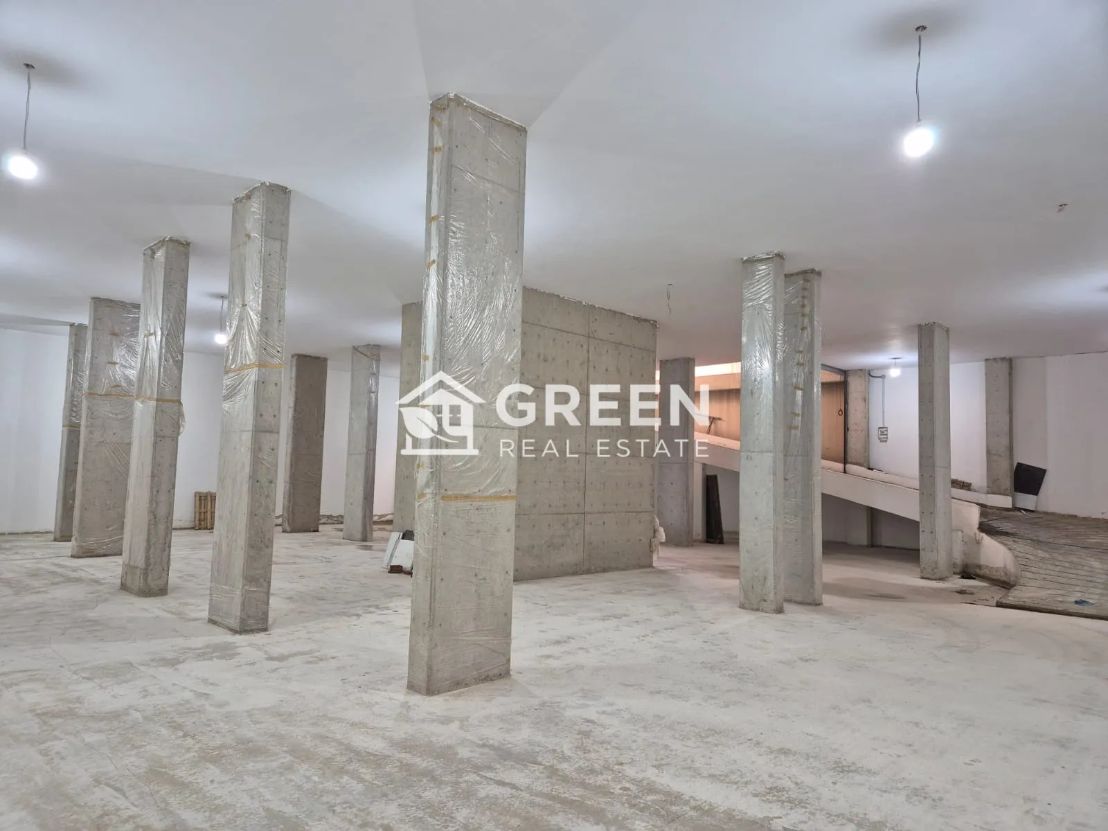 Warehouse for rent in Sabtieh، baouchriyeh, lebanon