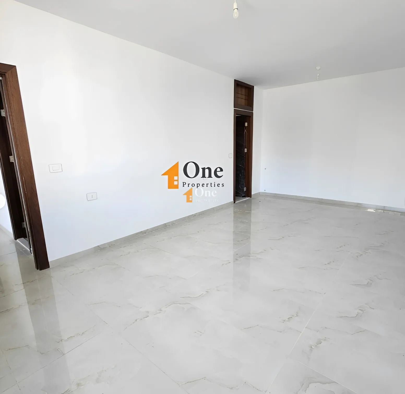 Apartment for Sale in Ballouneh, Lebanon - 4 bed, 4 bath